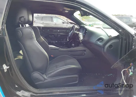 2018 Dodge Challenger R/T 392 z USA, uszkodzony, nr VIN 2C3CDZFJ1JH182847